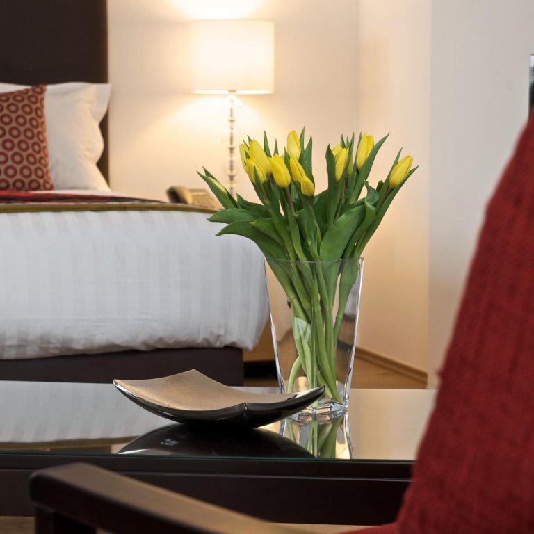 Escala & 4* Budapeszt